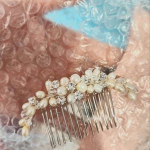 Dareth Colburn freshwater pearl bridal comb